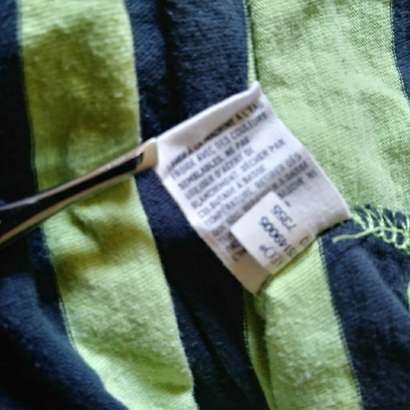 American Eagle Outfitters Shit - Picture 6 of 6